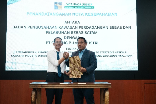 BP Batam Teken Nota Kesepakatan Pengembangan PSN Wiraraja Green Renewable Energy & Smart-Eco Industrial Park BP Batam Teken Nota Kesepakatan Pengembangan PSN Wiraraja Green Renewable Energy & Smart-Eco Industrial Park